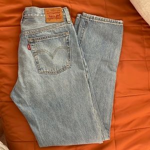 Levi jeans